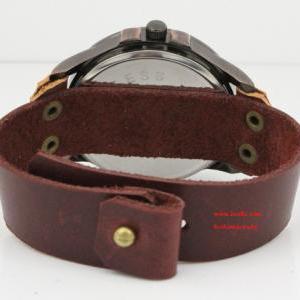 Brown leather bracelet watch cute o..