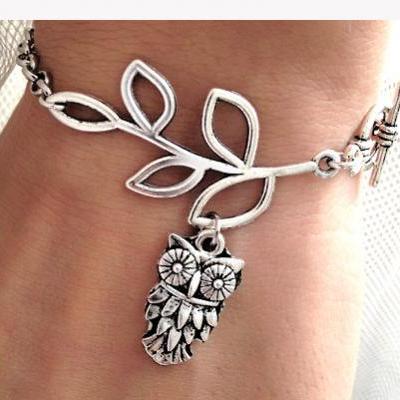 Silver Leaf branch,Owl Charm bracelet, Chain bracelet,leaf bracelet,Birthday,simple daily Jewelry,flower girl,birthday,Mom and baby